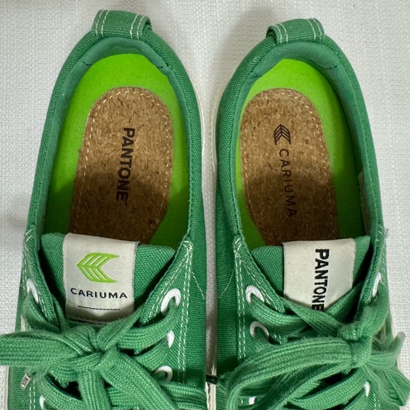 Cariuma Pantone Green Canvas OCA Low Lace Up Sneaker Shoes Women's Size 8 - Picture 7 of 13